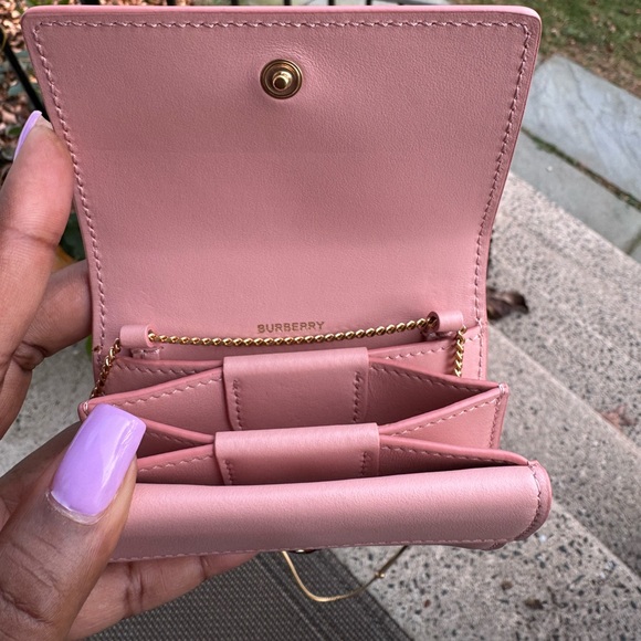 Burberry Jessie Chain Card Case in Leather - Picture 6 of 9